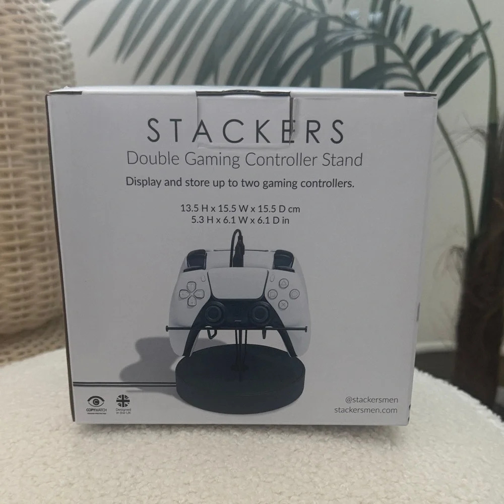 NWT Gaming Control Stand